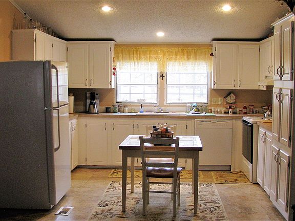 Efficient U Kitchen!
