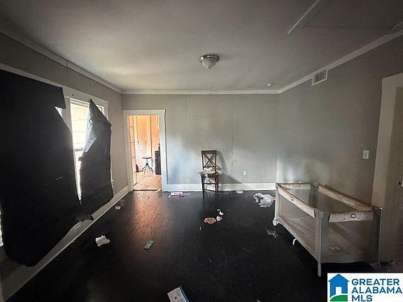 5th image of 1028 Alabama Ave SW