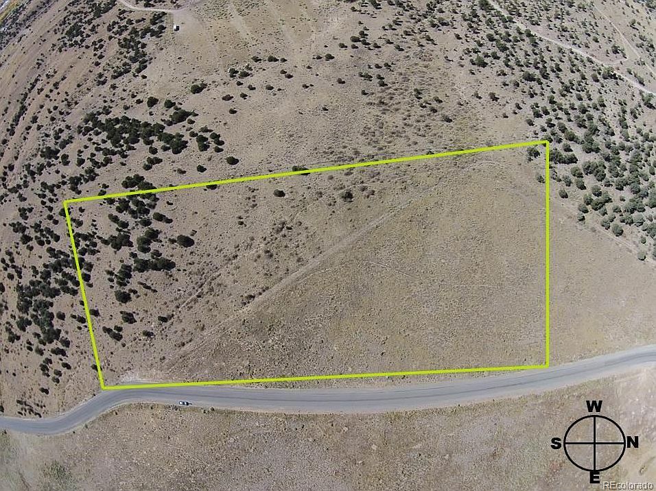 1st image of 379 Bear Creek Cir