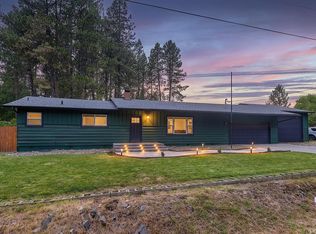 388 Genverna Gln, Grants Pass, OR 97527