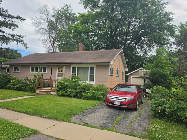 740 Hillsborough Ave, Hillsboro, WI 54634