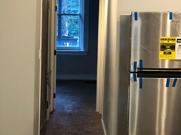 5th image of 965 Parkside Pl #1