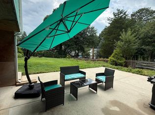 10121 Glenmere Rd, Fairfax, VA 22032