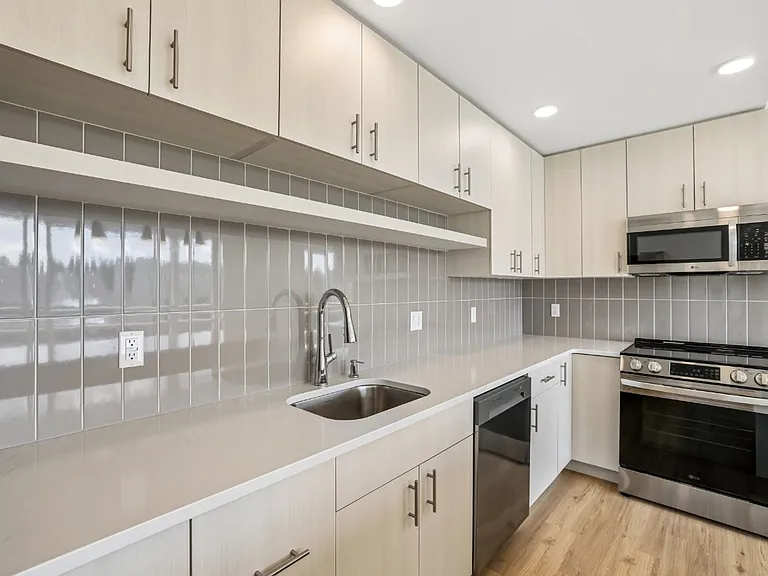 Brand-new 3-Bed, 2-Bath luxury single-level apartment! Bright, open-concept living with modern fi... — Photo 18