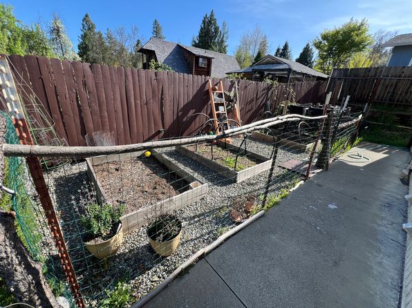 131 Forest Ave #2, Weaverville, CA 96093