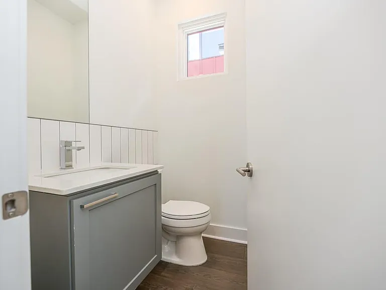 1145 Kirkwood Ave SE #14 — Photo 16