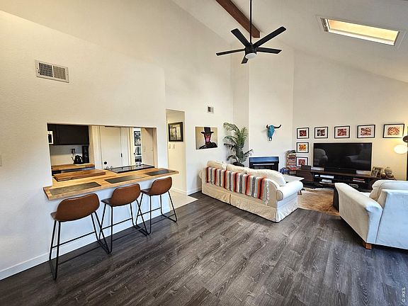 3rd image of 603 Park St #304