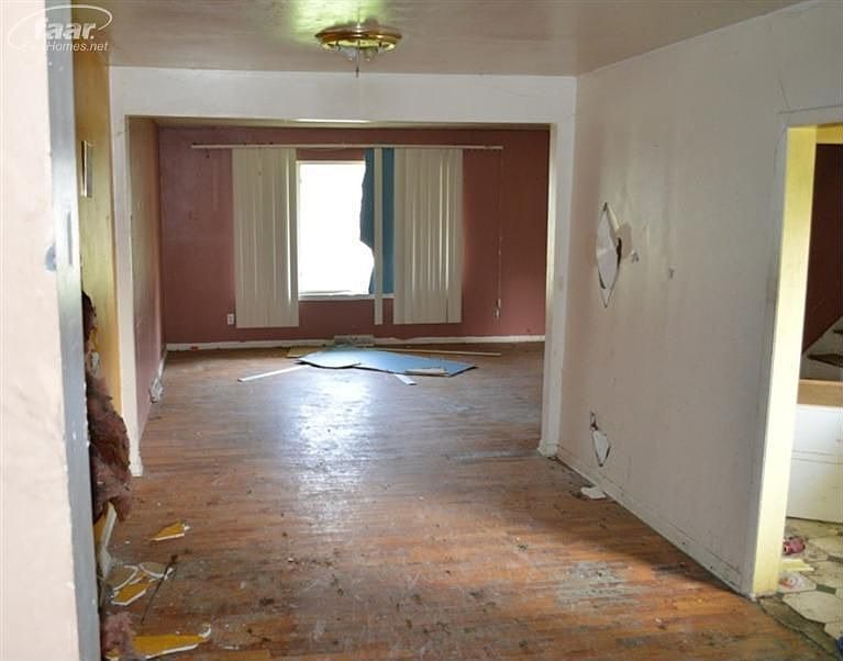 2nd image of 1314 E Princeton Ave