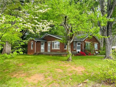 210 State Highway 901 W, Harmony, NC, 28634