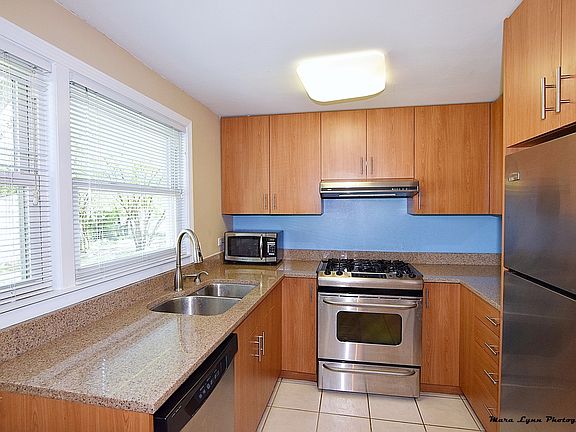5th image of 123 N Dorchester Ave