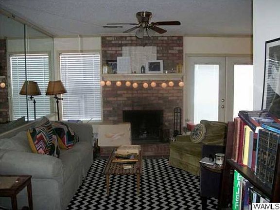 4th image of 1714 Duval St