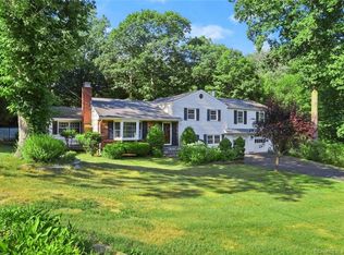 63 Rolling Wood Dr, Trumbull, CT 06611