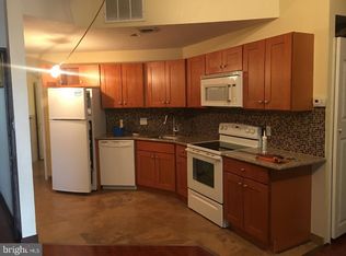 8 S Front St, Philadelphia, PA 19106