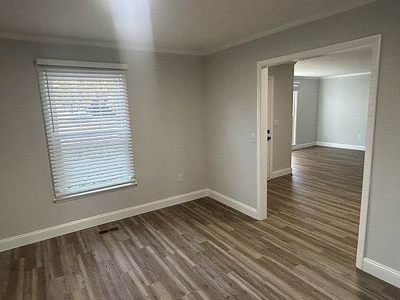 5th image of 2 McKendree Ct