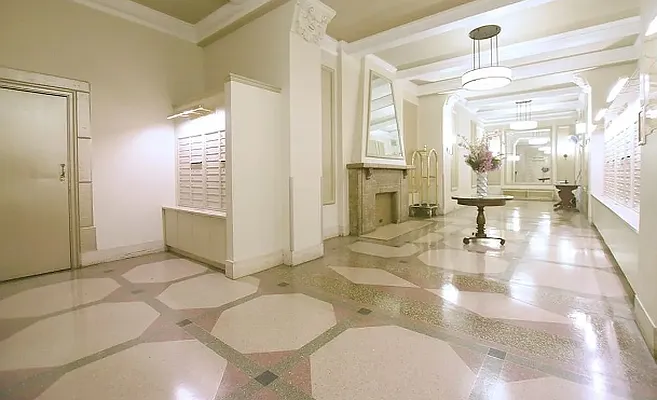 Rented by Manhattan Realty Group | media 6