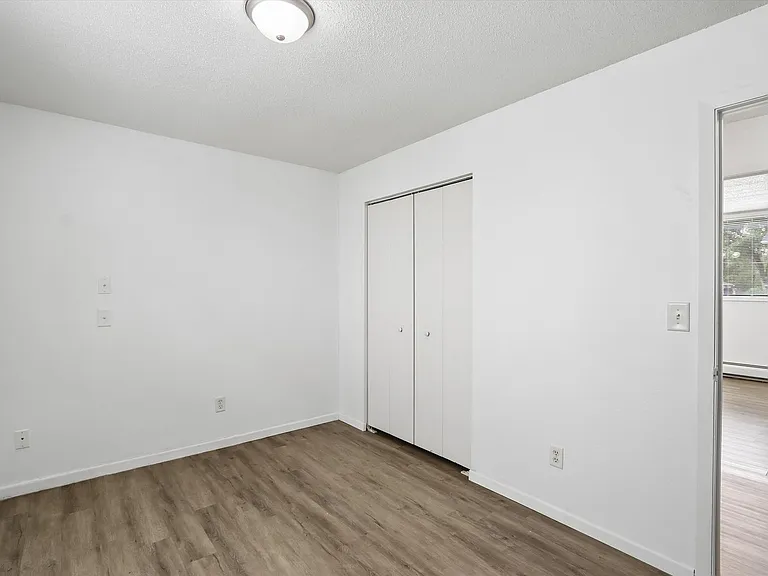 755 Brandon Avenue — Photo 12