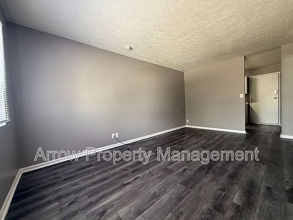 4th image of 1215 E St #5