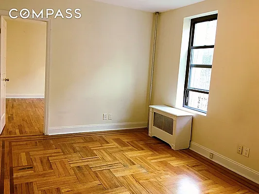 Rented by Compass | media 21