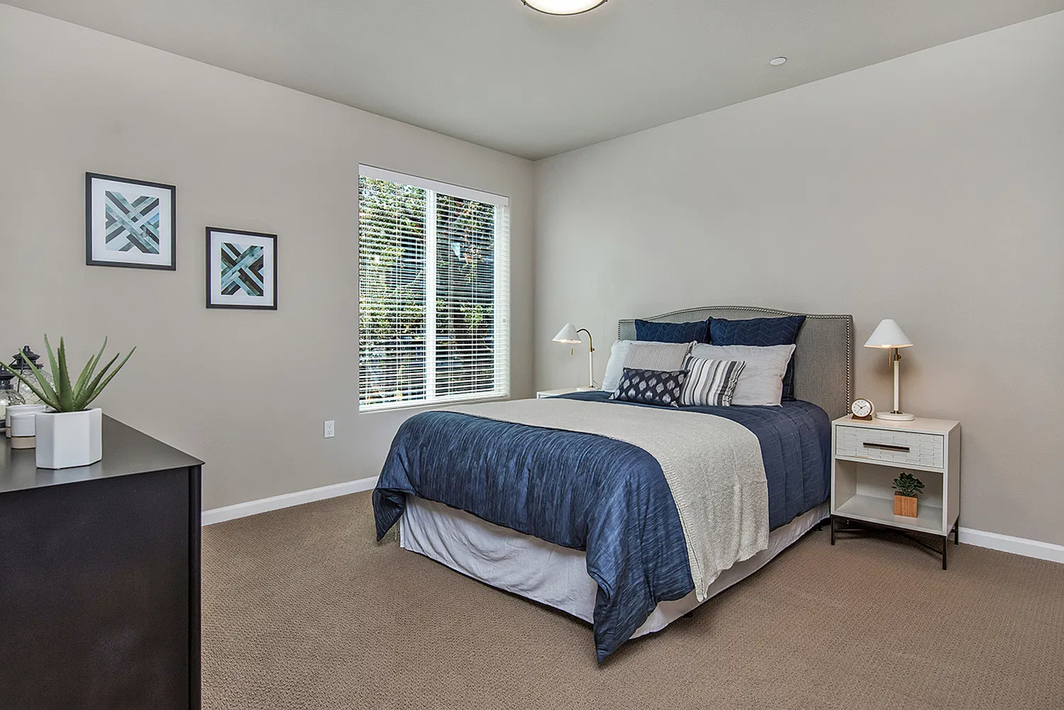 Canyon Oaks Apartments — Photo 3