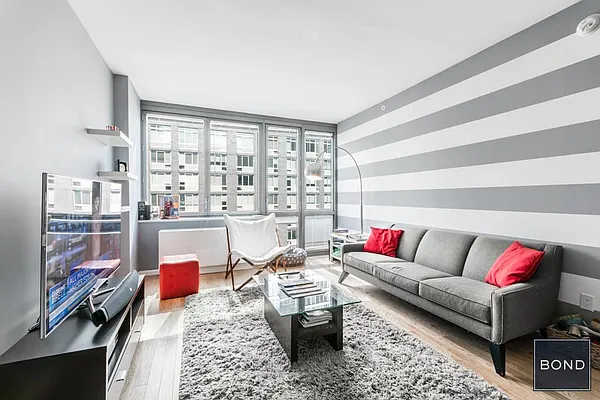 Rented by Bond New York | media 2