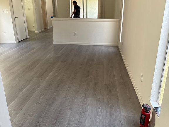 3rd image of 6750 Herndon Pl