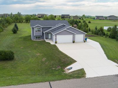 6913 Beaver Creek Rd, Bismarck, ND, 58504