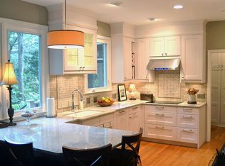 410 Springfield Rd, Mount Pleasant, SC 29464