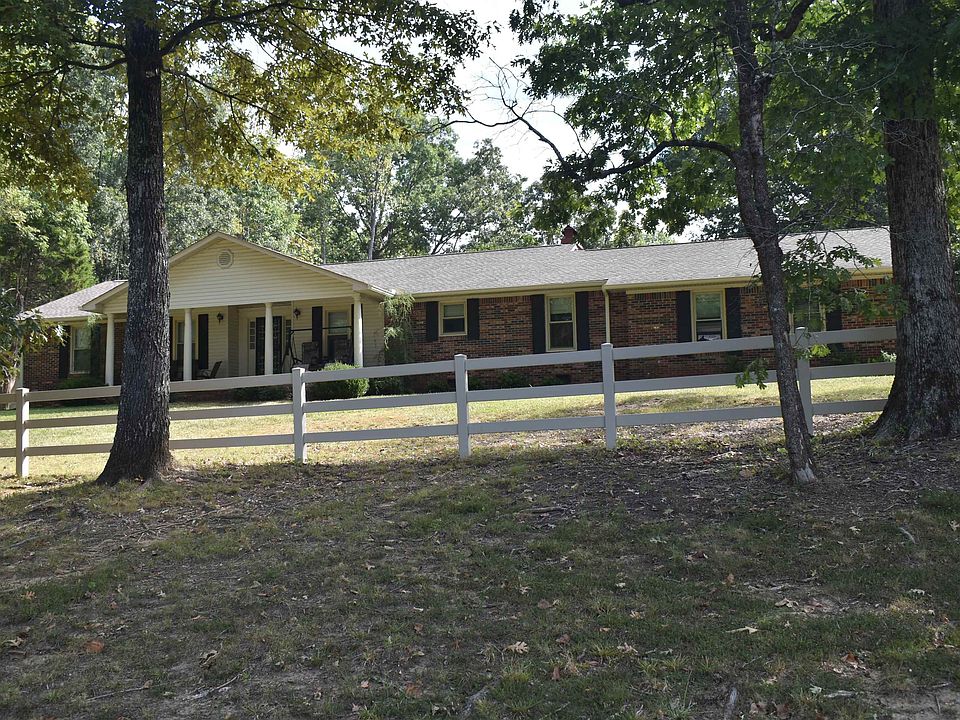 1st image of 82 Ester Ln