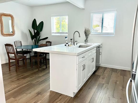 4th image of 5036 W 137th St