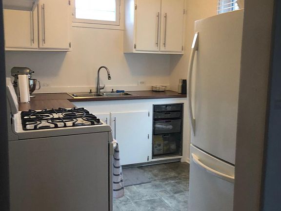 2nd image of 2814 Hyde Park Ave