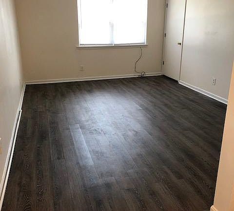 Large comfortable LR w/ huge storage room!