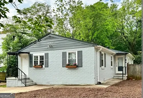 1063 Kirkwood Ave SE #B Photo 1