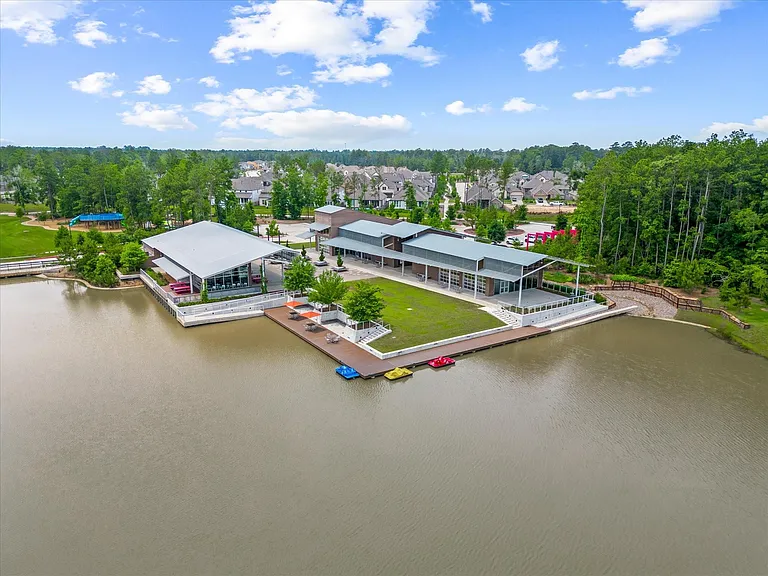 15520 Sunset Maple Ct — Photo 42