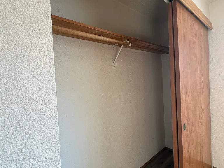 Tabor West Apartments — Photo 21