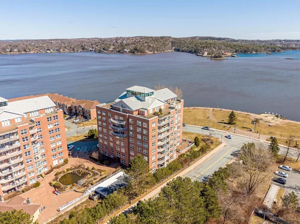 99 Waterfront Dr #403, Halifax, NS B4A 4K5