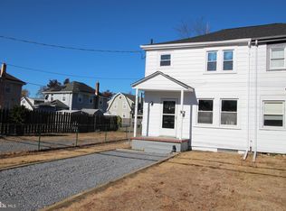 206 W Washington St, Riverside, NJ 08075