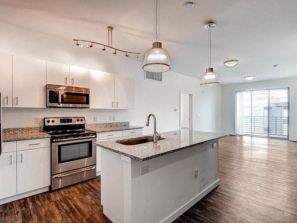 1st image of 2603 Curtis St #302