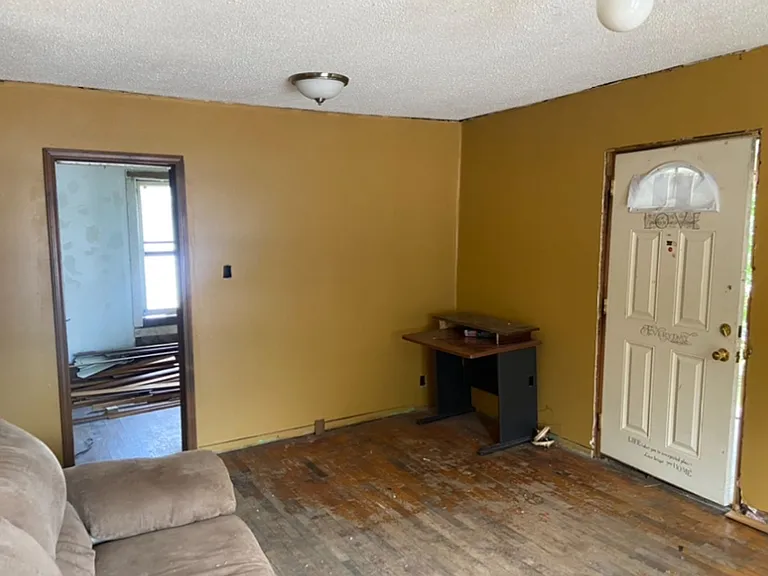 601 N Madison St — Photo 8