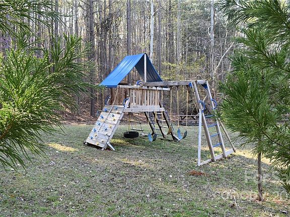 4th image of 119 Lago Vista Dr #2