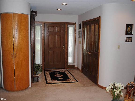 3rd image of 32312 Acacia Ct