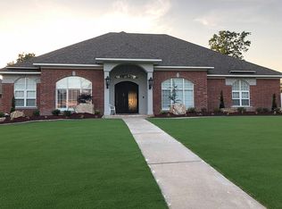 126 Osage Dr, Maumelle, AR 72113