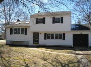 750 Locust Ave, Bohemia, NY 11716