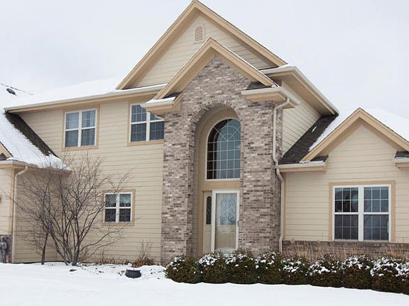 2nd image of W50N637 Cedar Reserve Cir