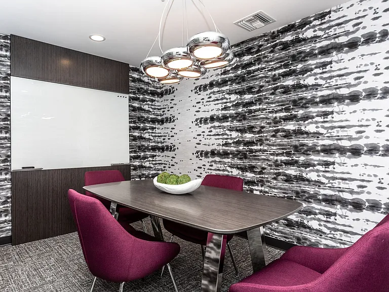 Vida Studio City — Photo 14