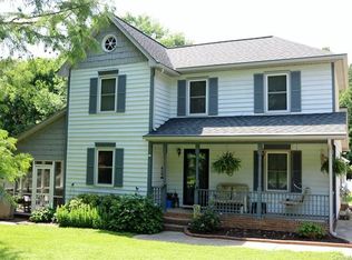 524 Wonderwood Dr, Gastonia, NC 28056