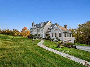 6 Longmeadow Ln, Redding, CT 06896