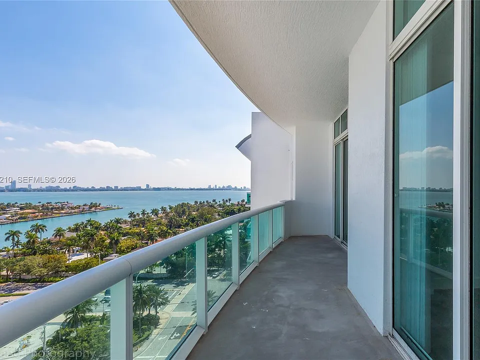 7900 Harbor Island Dr #Penthouse 23