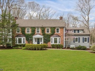 84 Winchip Rd, Summit, NJ, 07901
