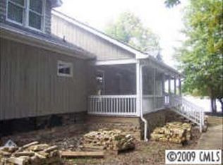 20000 Colony Point Ln, Cornelius, NC 28031