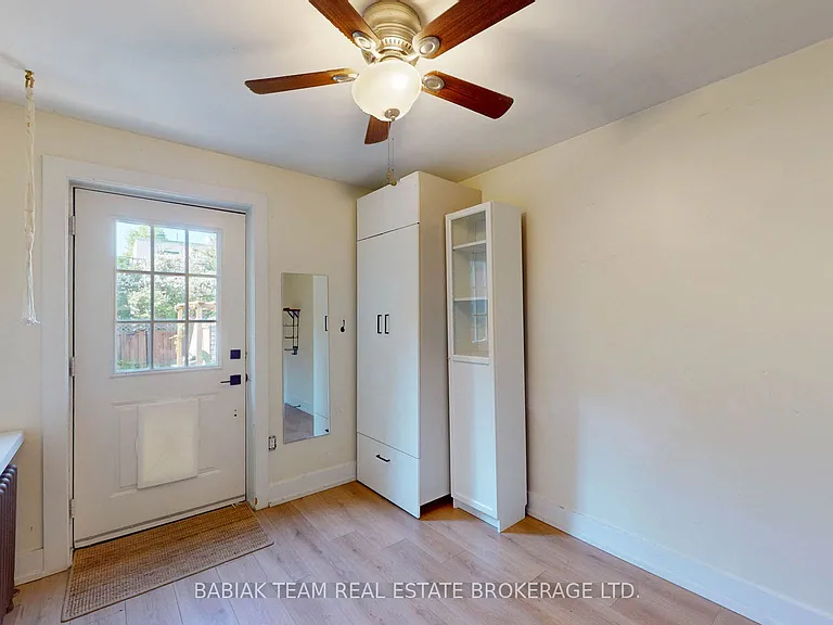 40 Alexander St — Photo 22